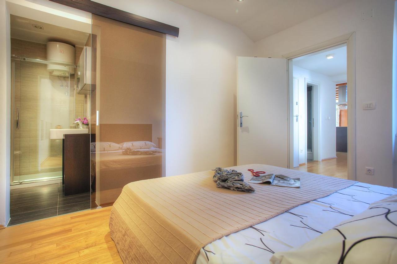 Casa Marina Apartments シベニク エクステリア 写真
