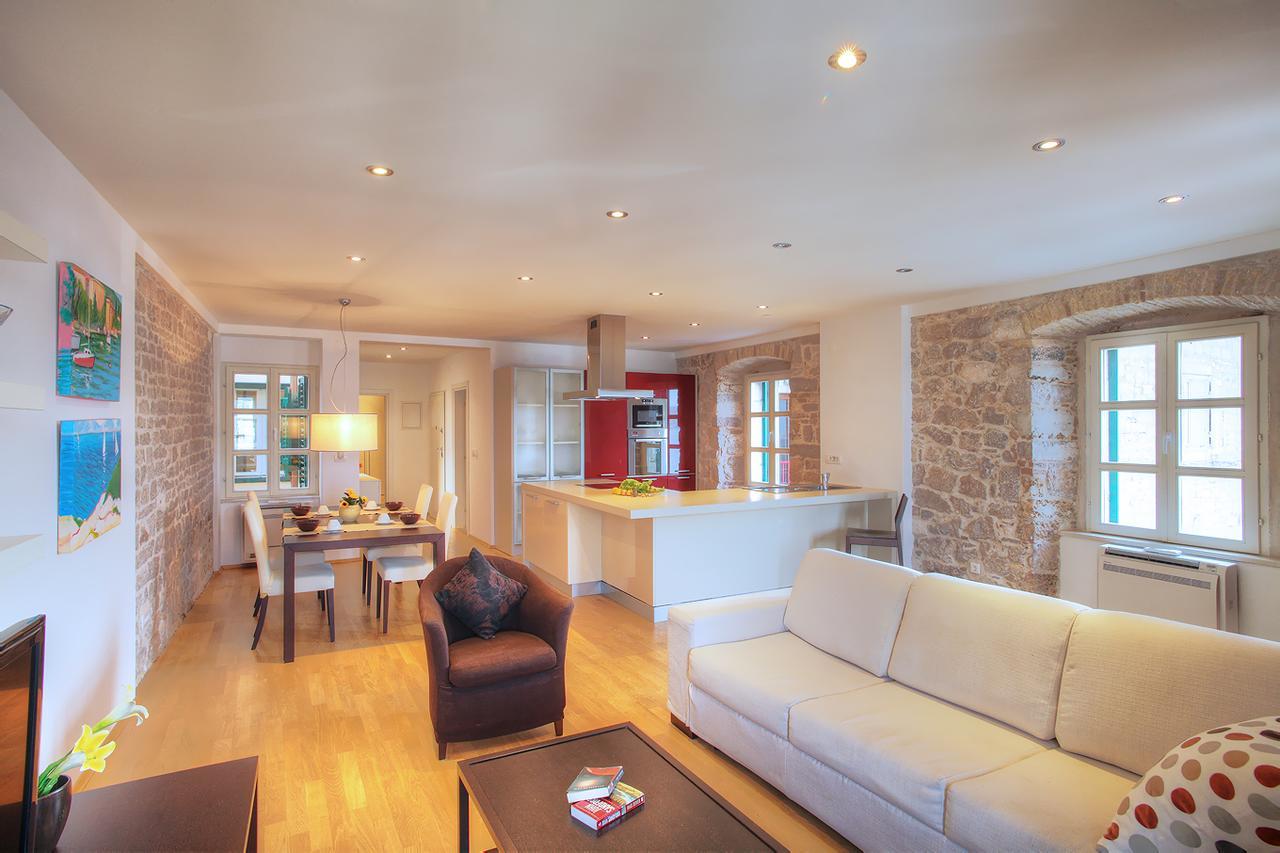 Casa Marina Apartments シベニク エクステリア 写真