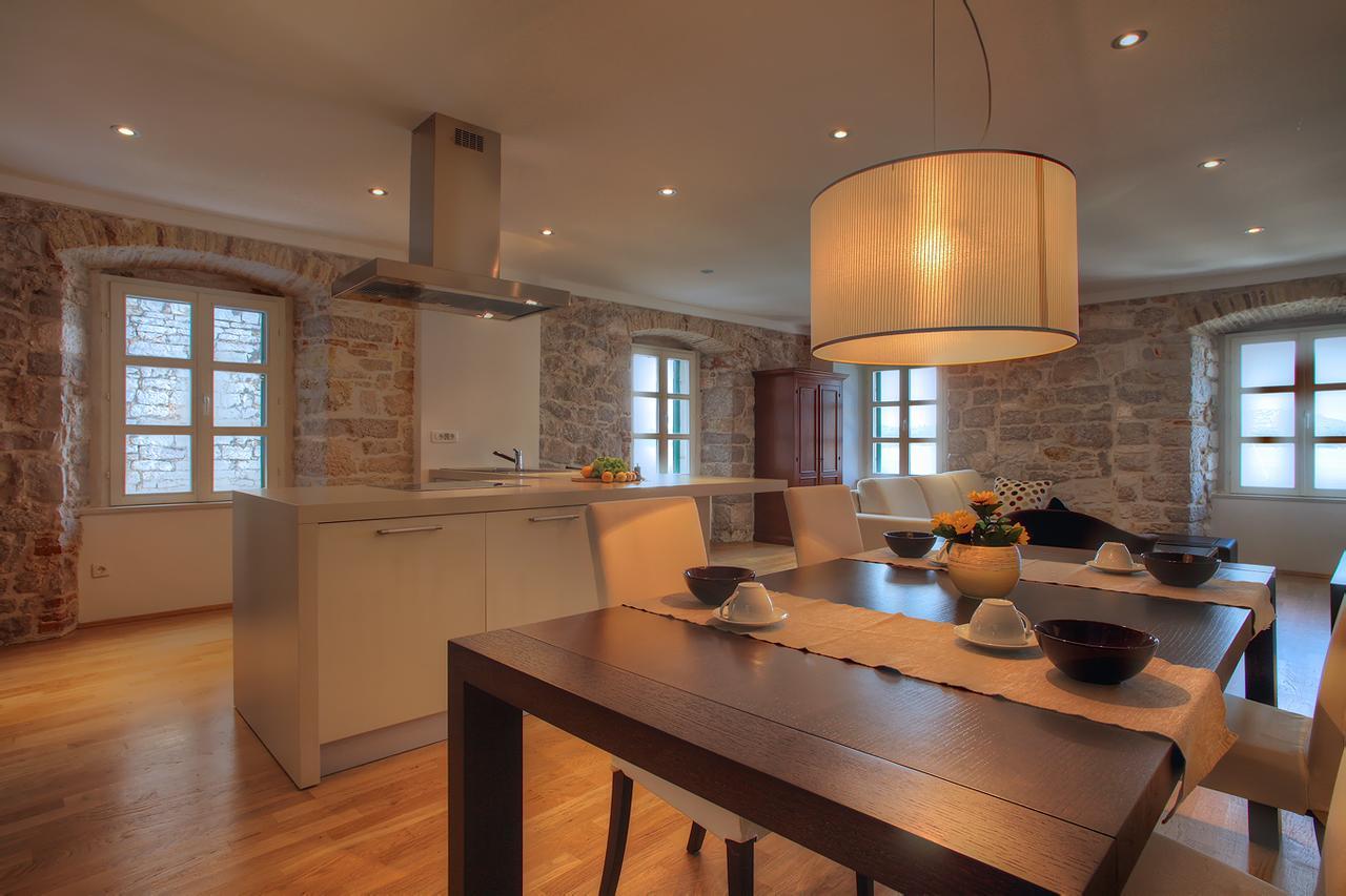 Casa Marina Apartments シベニク エクステリア 写真