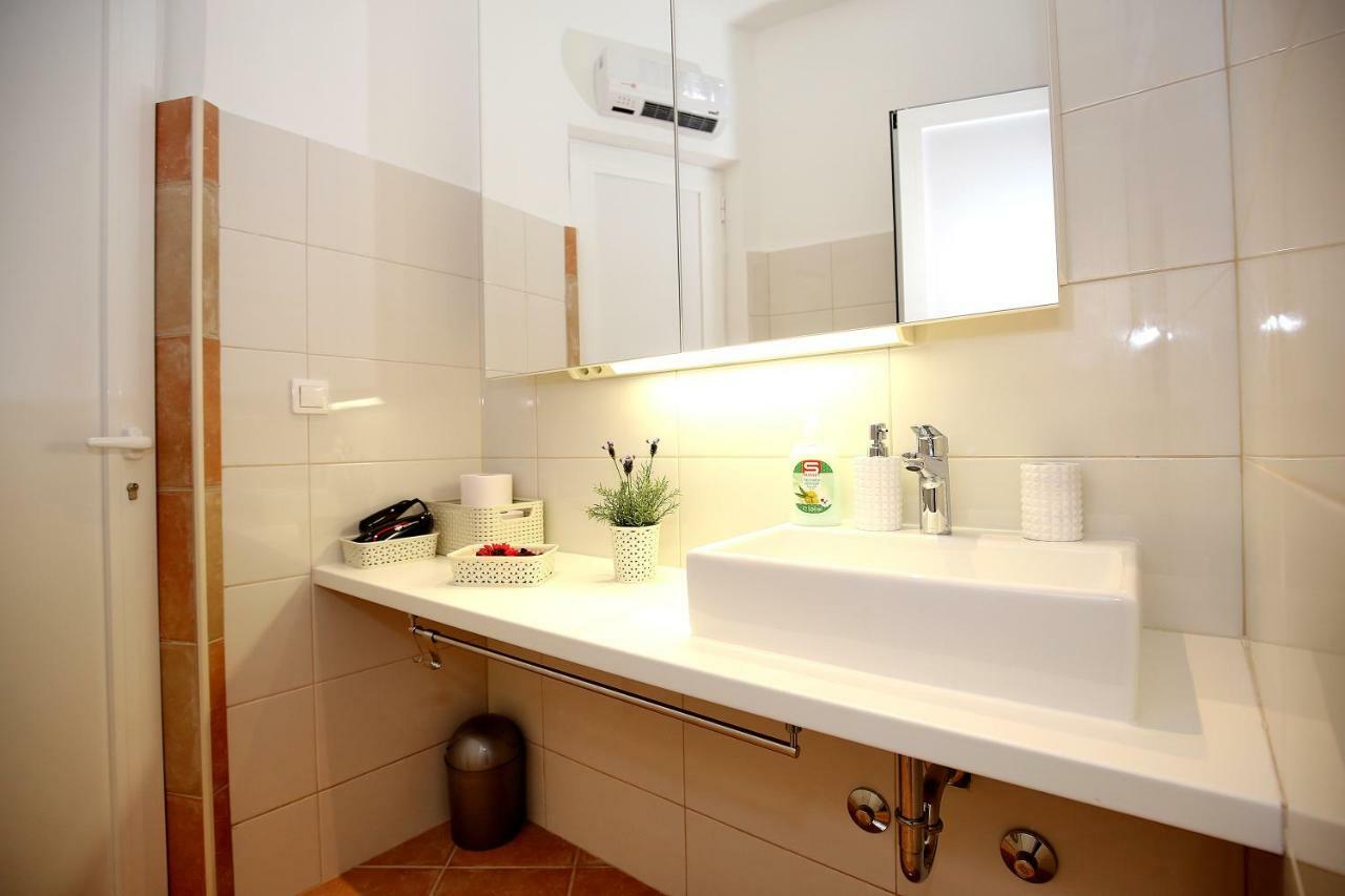 Casa Marina Apartments シベニク エクステリア 写真